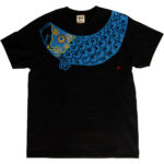 手描きTシャツのniko(ニコ) 鯉のぼり柄Tシャツ　メンズサイズ ブラック　ブルー