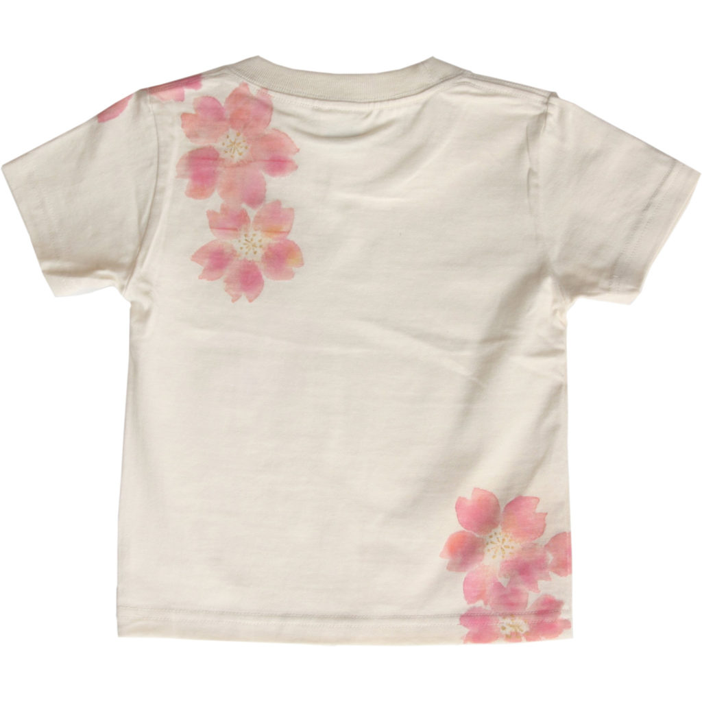 キッズサイズ 舞桜柄Tシャツ　手描きで描いた和風の桜柄Tシャツを追加しました。