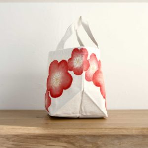 手描き梅の花柄トートバッグ　コットン　ランチバッグ　マーズバッグ